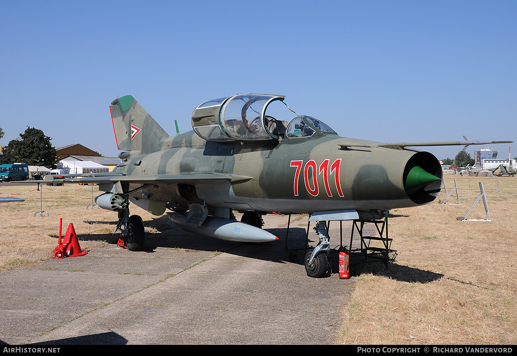 Aircraft Photo of 7011 | Mikoyan-Gurevich MiG-21UM | Hungary - Air Force | AirHistory.net #20092