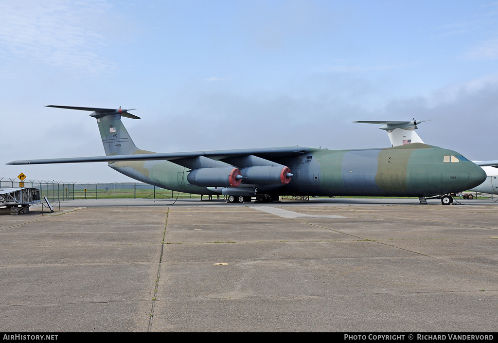 Aircraft Photo of 64-0626 / 40626 | Lockheed C-141B Starlifter | USA - Air Force | AirHistory.net #20099