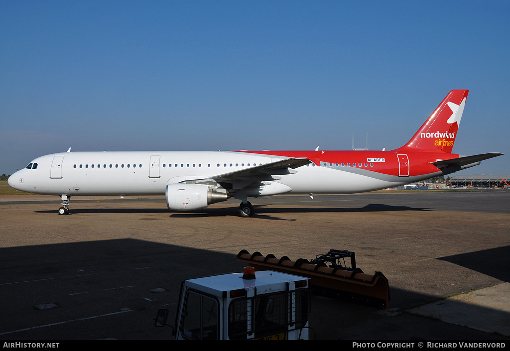 Aircraft Photo of M-ABED | Airbus A321-211 | Nordwind Airlines | AirHistory.net #20152