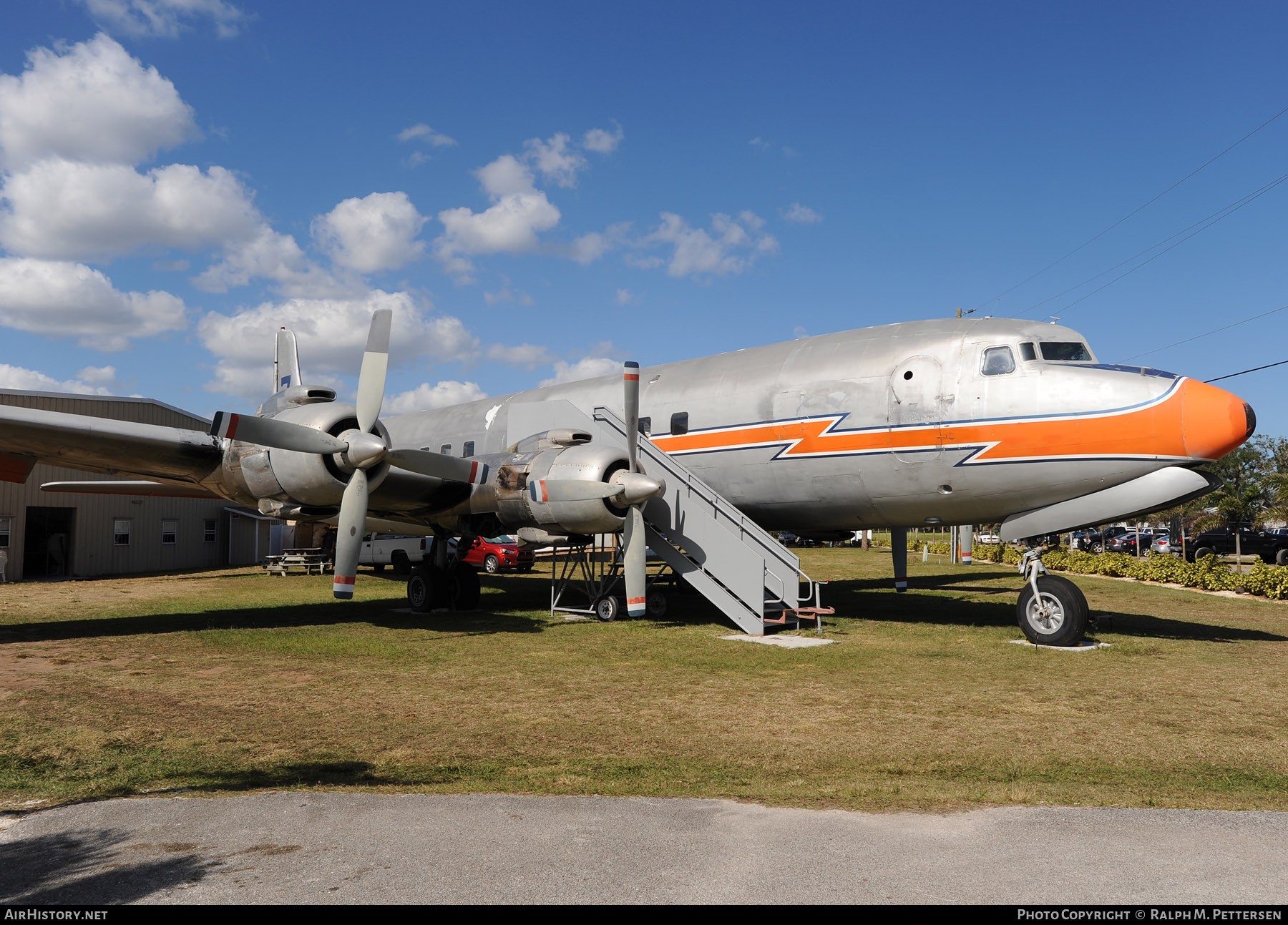 Aircraft Photo of N381AA | Douglas DC-7B(F) | AirHistory.net #20165