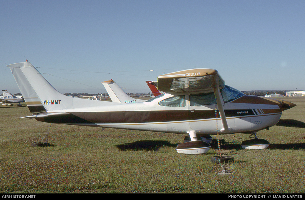 Aircraft Photo of VH-MMT | Cessna 182Q Skylane II | AirHistory.net