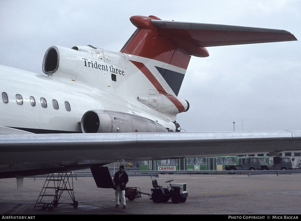 Aircraft Photo of G-AWZU | Hawker Siddeley HS-121 Trident 3B | British Airways | AirHistory.net #20225