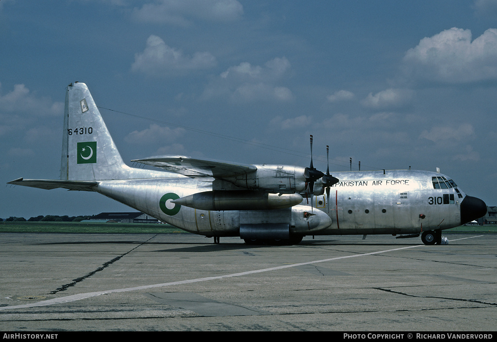 Aircraft Photo of 64310 | Lockheed C-130E Hercules (L-382) | Pakistan - Air Force | AirHistory.net #20249