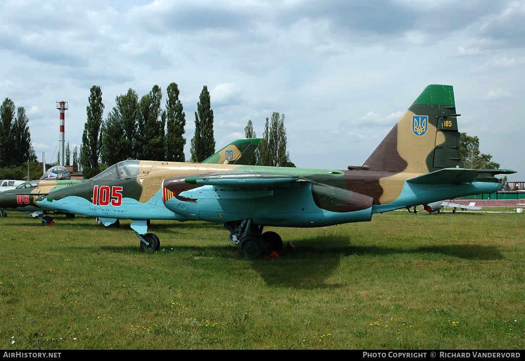 Aircraft Photo of 105 red | Sukhoi Su-25 | Ukraine - Air Force | AirHistory.net #20285