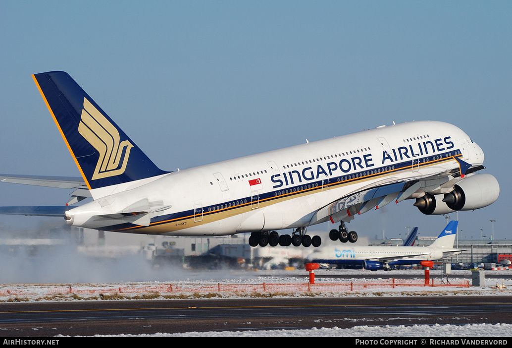 Aircraft Photo of 9V-SKC | Airbus A380-841 | Singapore Airlines | AirHistory.net #20370