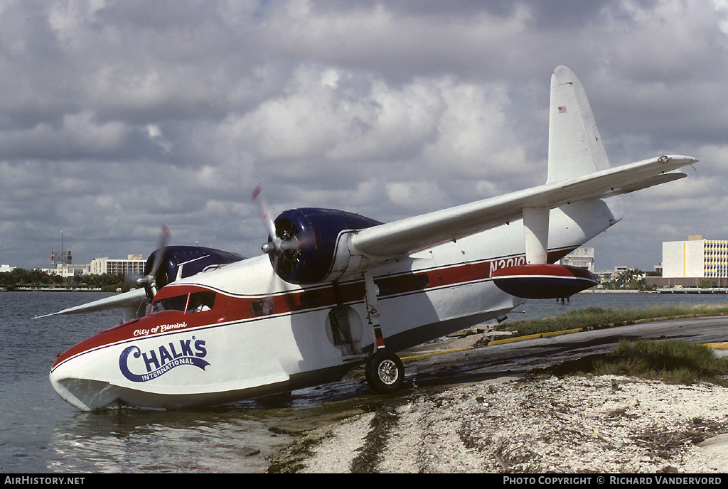 Aircraft Photo of N3010 | Grumman G-73 Mallard | Chalk's International Airlines | AirHistory.net #20414