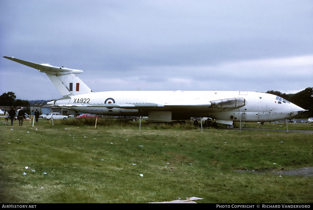 Aircraft Photo of XA922 | Handley Page HP-80 Victor B1 | UK - Air Force | AirHistory.net #20450