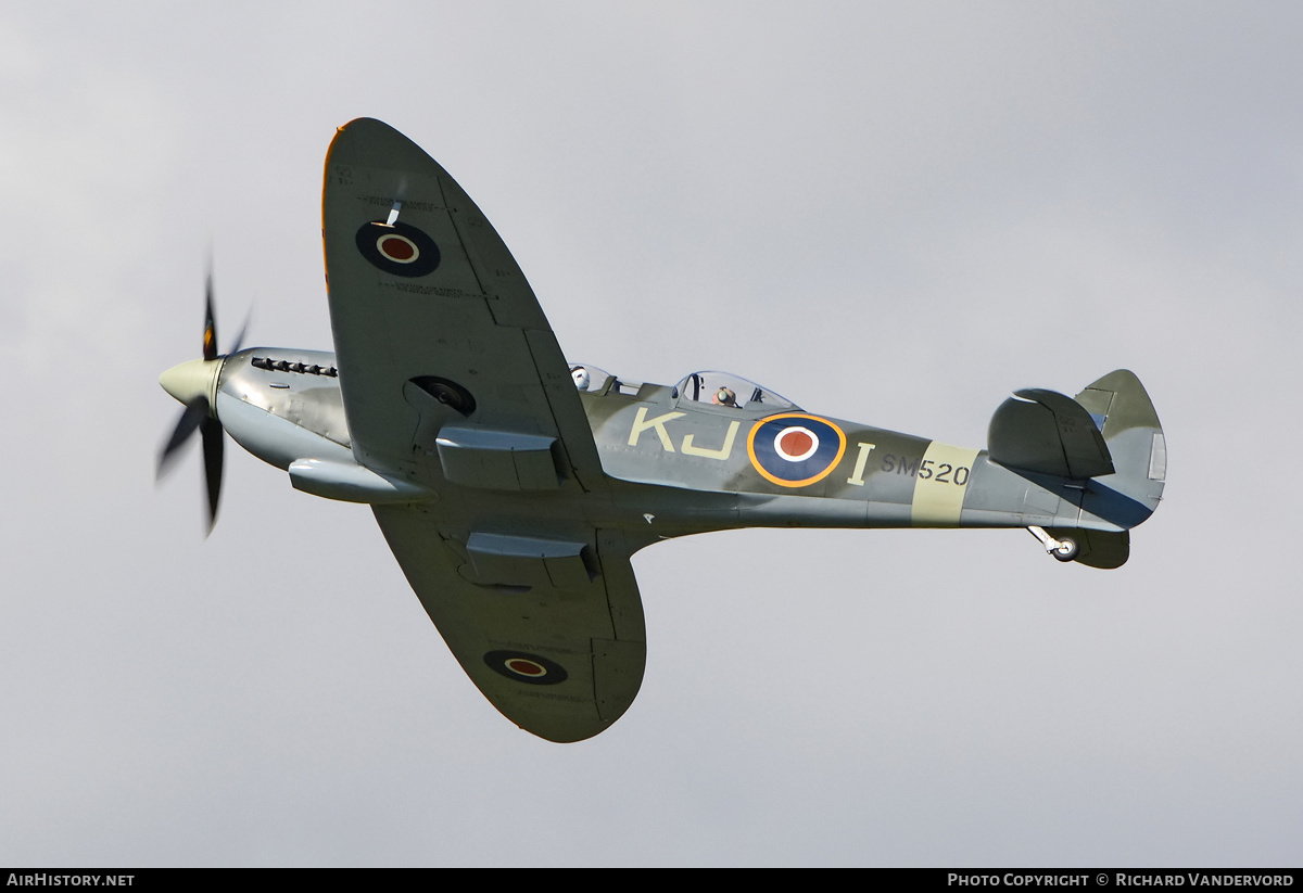 Aircraft Photo of G-ILDA / SM520 | Supermarine 509 Spitfire T9 | UK - Air Force | AirHistory.net #20490