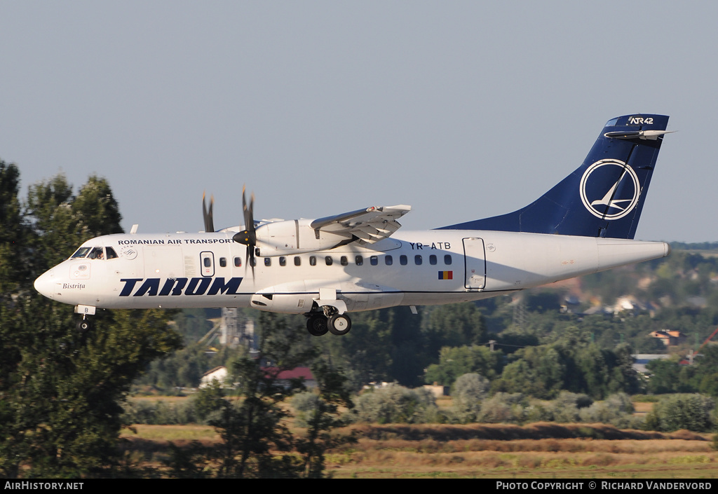 Aircraft Photo of YR-ATB | ATR ATR-42-500 | TAROM - Transporturile Aeriene Române | AirHistory.net #20546