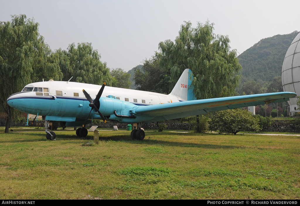 Aircraft Photo of 35141 | Ilyushin Il-12T | China - Air Force | AirHistory.net #20566