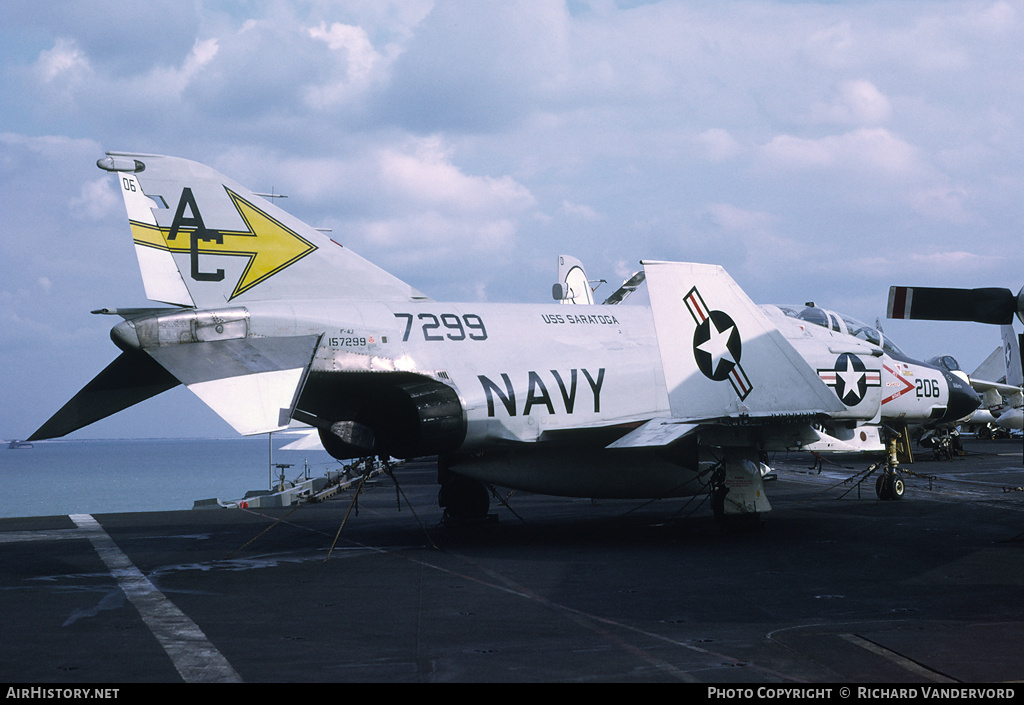 Aircraft Photo of 157299 / 7299 | McDonnell Douglas F-4J Phantom II | USA - Navy | AirHistory.net #20679