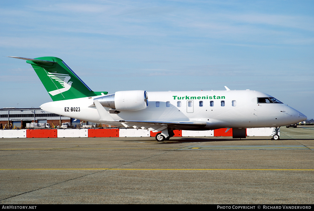 Aircraft Photo of EZ-B023 | Bombardier Challenger 605 (CL-600-2B16) | Turkmenistan Airlines | AirHistory.net #20780