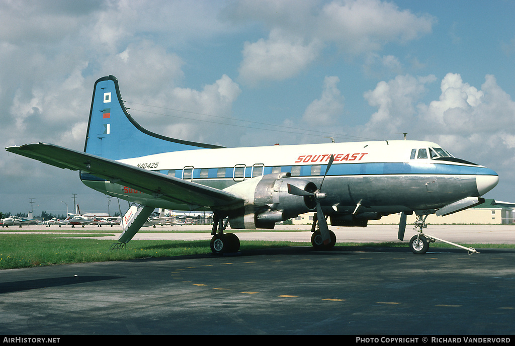 Aircraft Photo of N40425 | Martin 404 | Southeast Airlines | AirHistory.net #20858