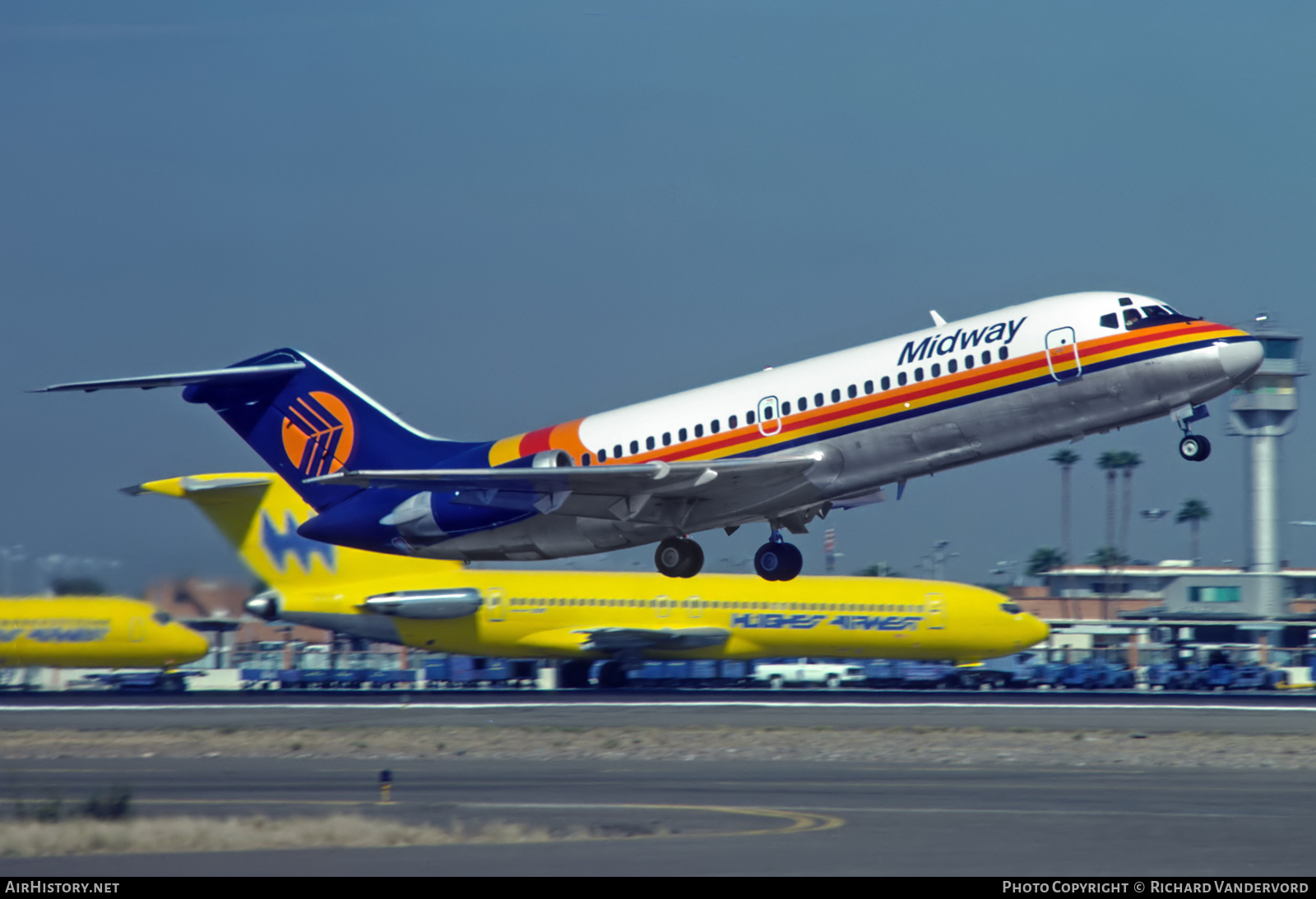 Aircraft Photo of N1056T | Douglas DC-9-14 | Midway Airlines | AirHistory.net #20859