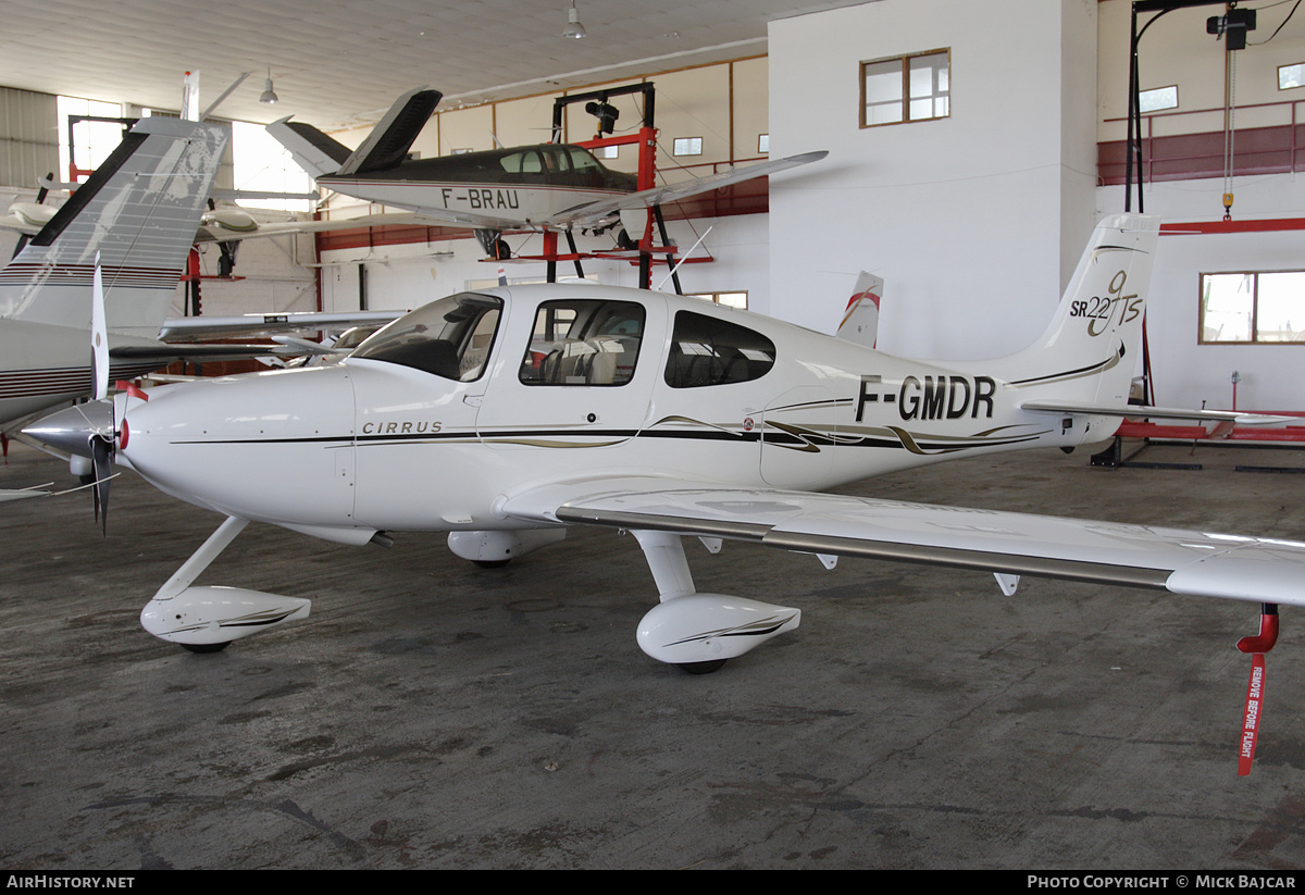 Aircraft Photo of F-GMDR | Cirrus SR-22 G2-GTS | AirHistory.net #20893