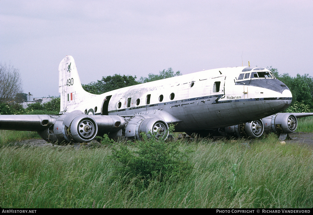 Aircraft Photo of WD490 | Handley Page HP-67 Hastings C2 | UK - Air Force | AirHistory.net #21110