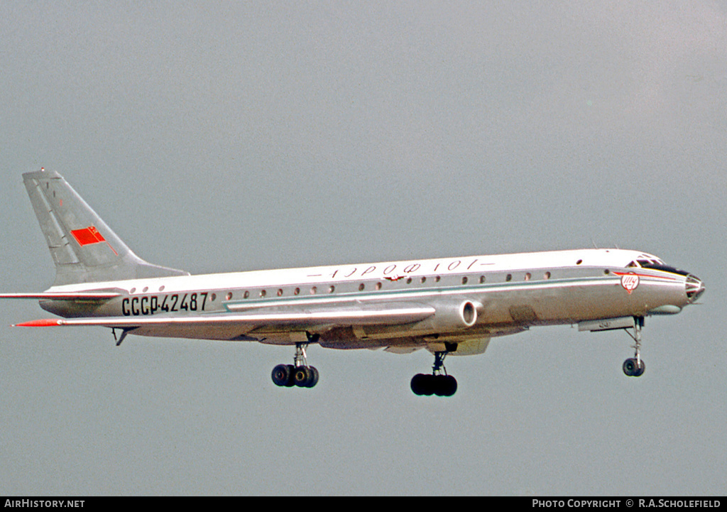 Aircraft Photo of CCCP-42487 | Tupolev Tu-104B | Aeroflot | AirHistory.net #21201