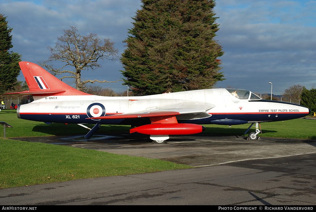 Aircraft Photo of G-BNCX / XL621 | Hawker Hunter T7 | UK - Air Force | AirHistory.net #21285