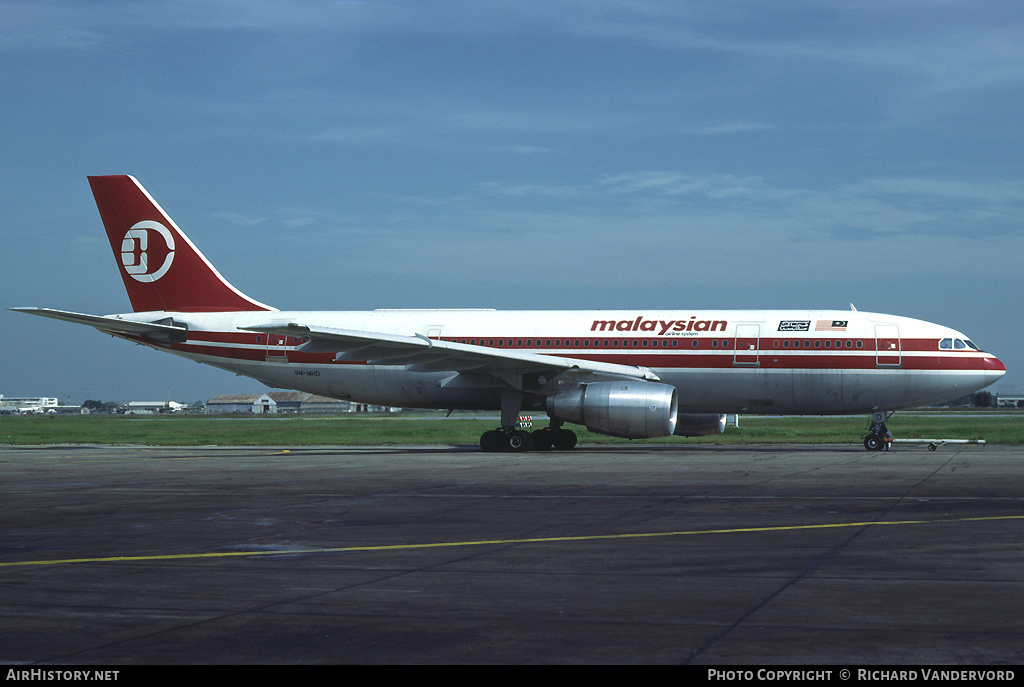 Aircraft Photo of 9M-MHD | Airbus A300B4-203 | Malaysian Airline System - MAS | AirHistory.net #21309