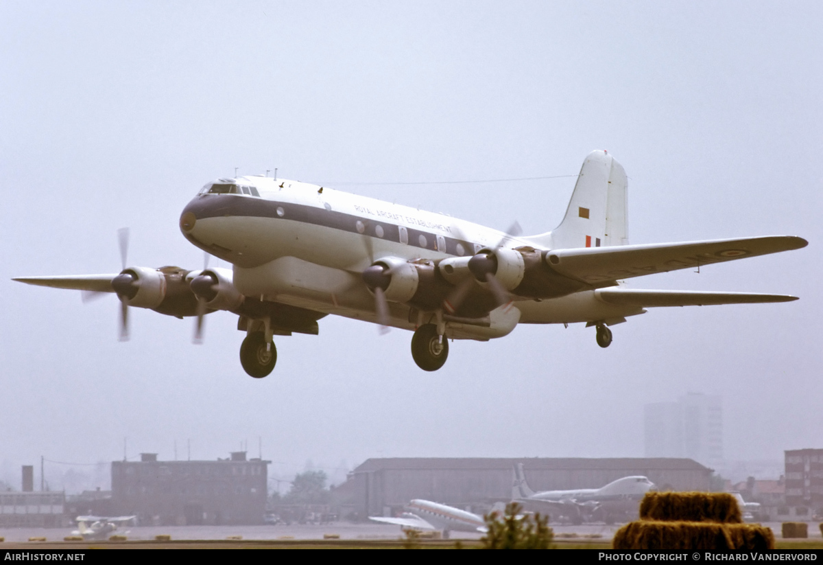 Aircraft Photo of WD480 | Handley Page HP-67 Hastings C2 | UK - Air Force | AirHistory.net #21313