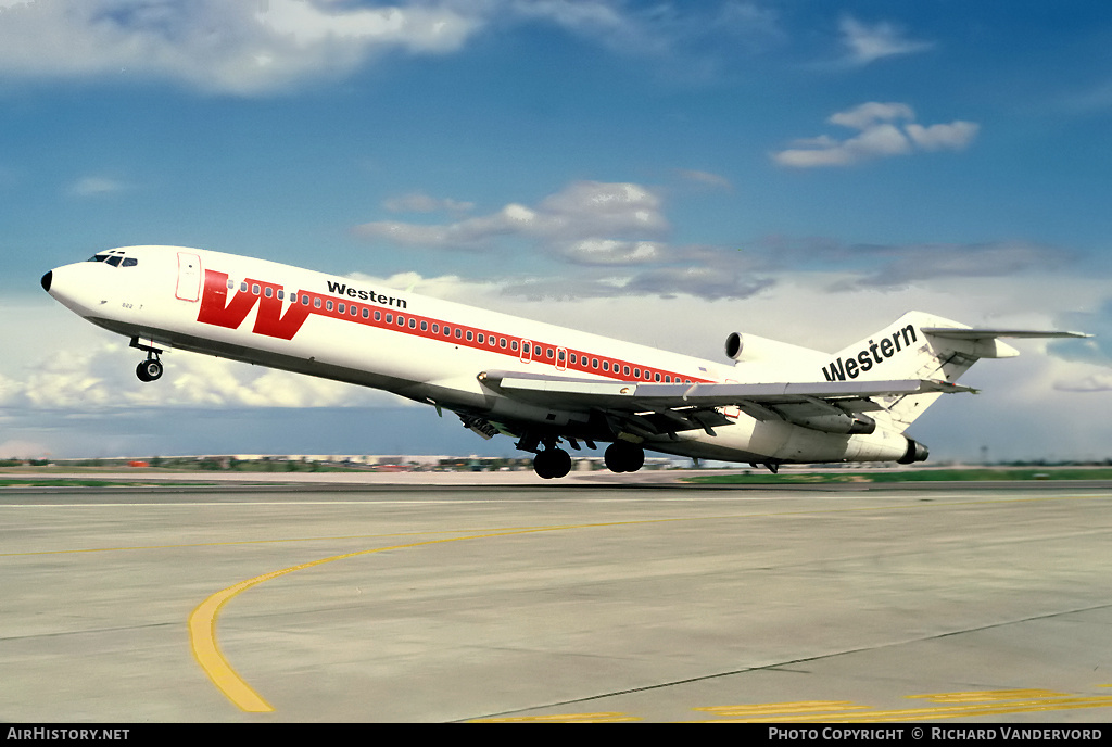 Aircraft Photo of N2822W | Boeing 727-247/Adv | Western Airlines | AirHistory.net #21327