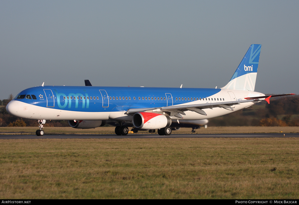 Aircraft Photo of G-MEDU | Airbus A321-231 | BMI - British Midland International | AirHistory.net #21432