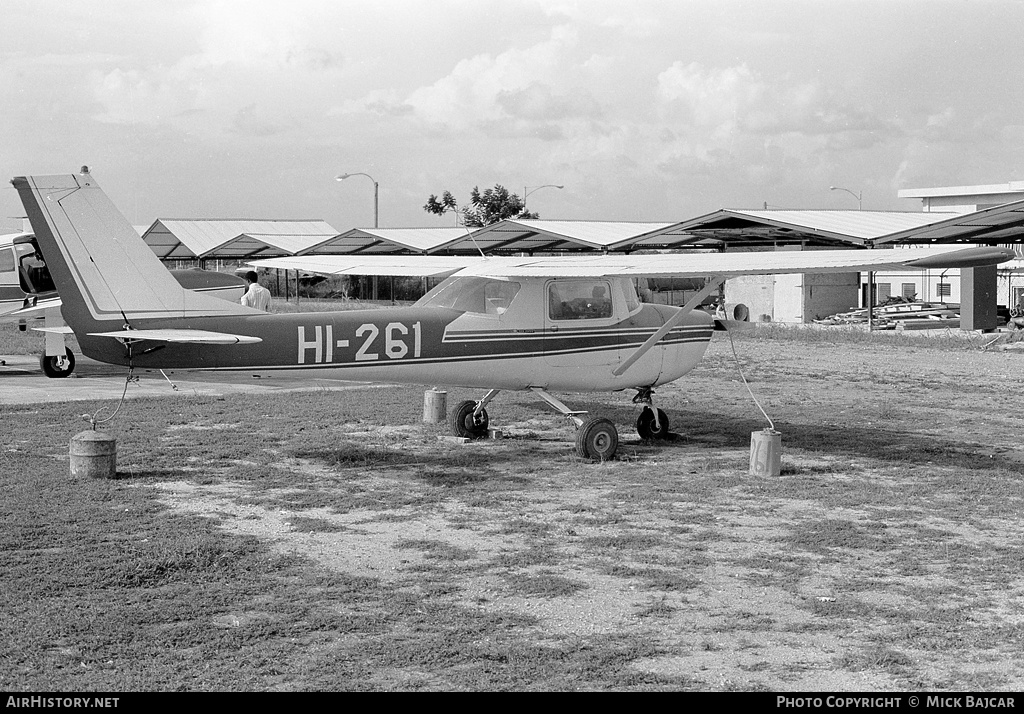 Aircraft Photo of HI-261 | Cessna 150G | AirHistory.net #21442