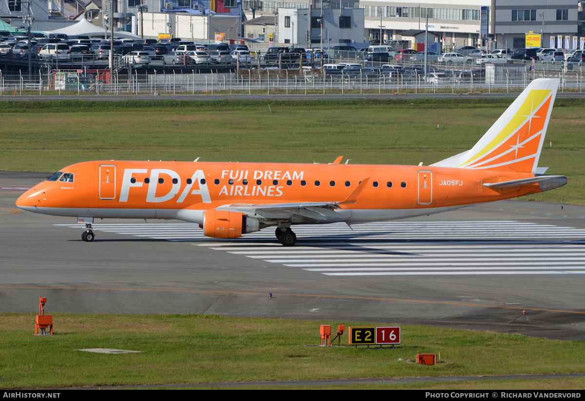 Aircraft Photo of JA05FJ | Embraer 175STD (ERJ-170-200STD) | FDA - Fuji Dream Airlines | AirHistory.net #21465