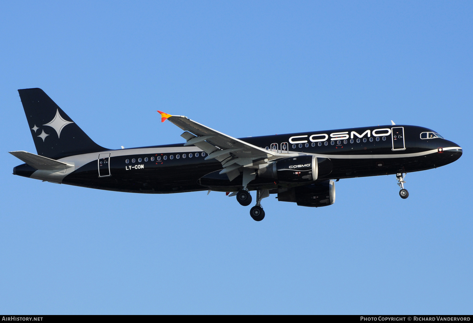 Aircraft Photo of LY-COM | Airbus A320-212 | Cosmo Airlines | AirHistory.net #21530