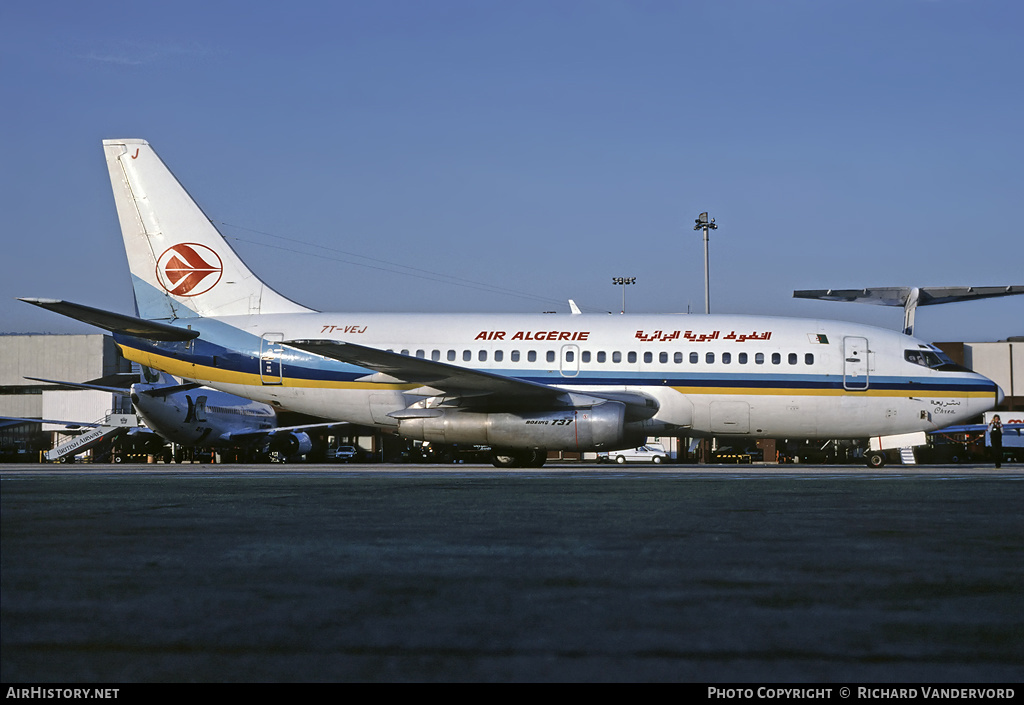 Aircraft Photo of 7T-VEJ | Boeing 737-2D6/Adv | Air Algérie | AirHistory.net #21548