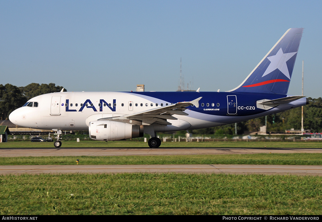 Aircraft Photo of CC-CZQ | Airbus A318-121 | LAN Airlines - Línea Aérea Nacional | AirHistory.net #21554