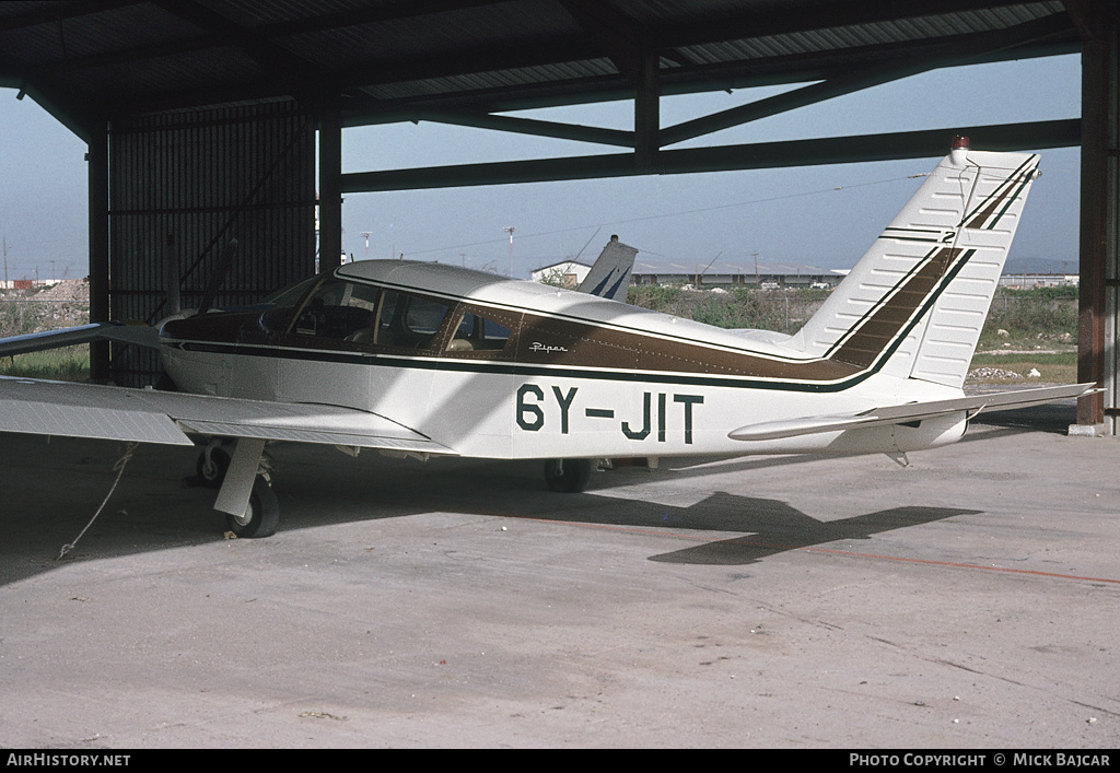 Aircraft Photo of 6Y-JIT | Piper PA-28R-200 Cherokee Arrow | AirHistory.net #21568
