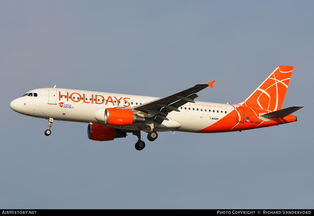Aircraft Photo of OK-HCB | Airbus A320-214 | Holidays Czech Airlines | AirHistory.net #21586