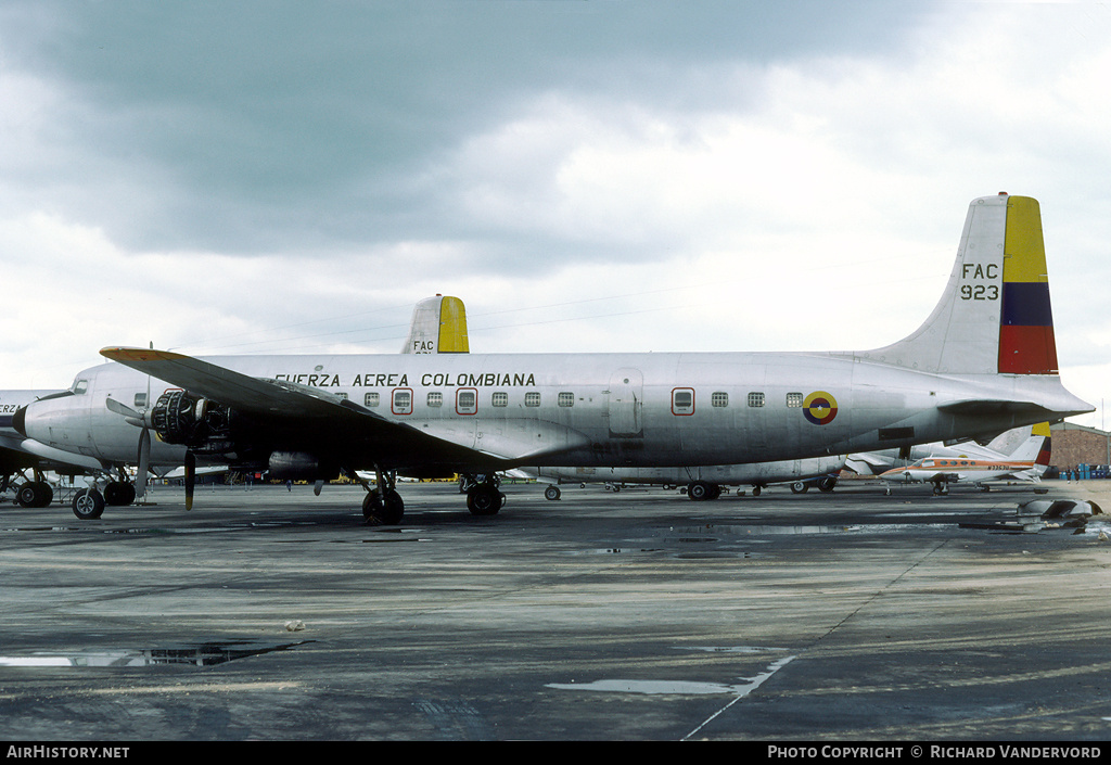 Aircraft Photo of FAC923 | Douglas DC-7C | Colombia - Air Force | AirHistory.net #21610