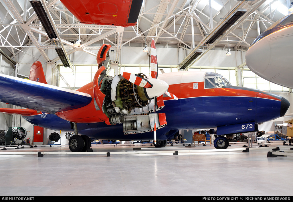 Aircraft Photo of WL679 | Vickers 668 Varsity T.1 | UK - Air Force | AirHistory.net #21703