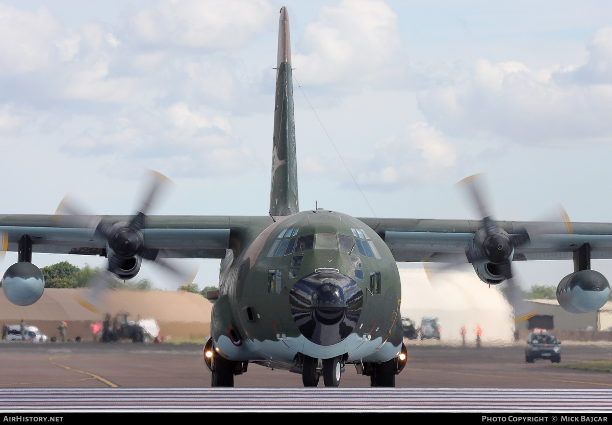 Aircraft Photo of 7T-WHE / 4935 | Lockheed C-130H Hercules | Algeria - Air Force | AirHistory.net #21745