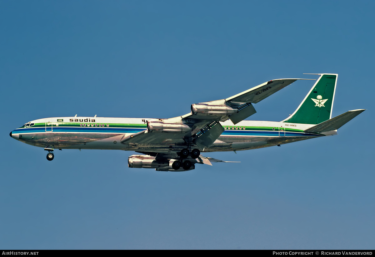 Aircraft Photo of HZ-HM3 | Boeing 707-368C | Saudia - Saudi Arabian Royal Flight | AirHistory.net #21818