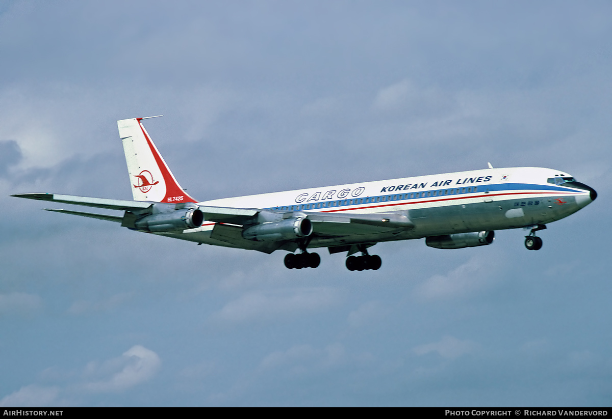 Aircraft Photo of HL7425 | Boeing 707-373C | Korean Air Lines Cargo | AirHistory.net #21819