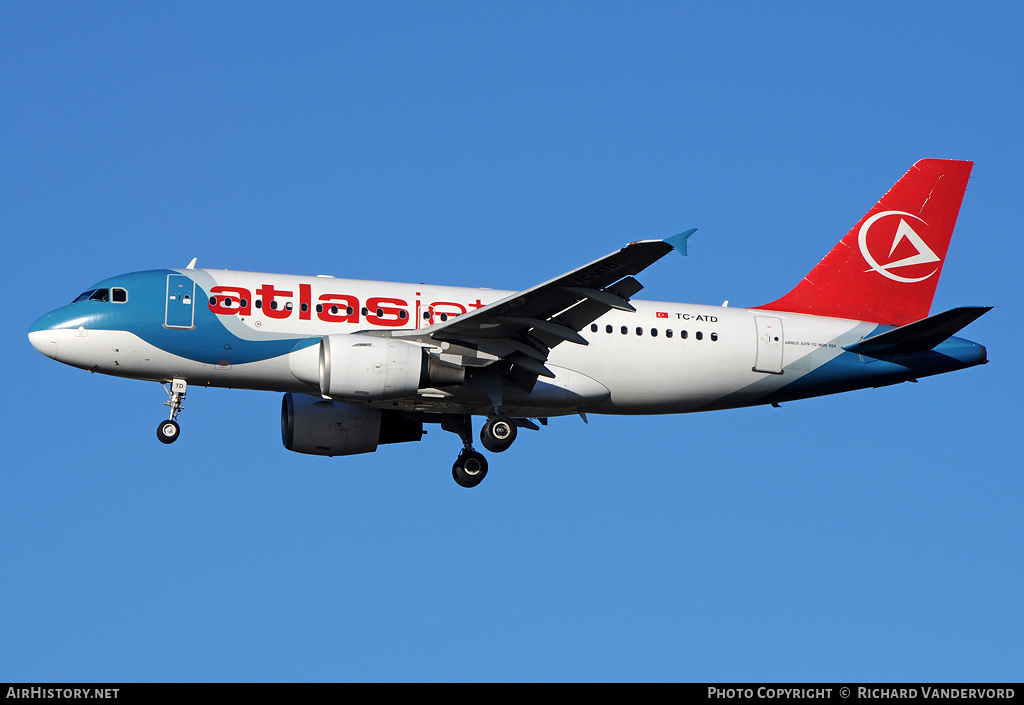 Aircraft Photo of TC-ATD | Airbus A319-112 | Atlasjet Airlines | AirHistory.net #22001