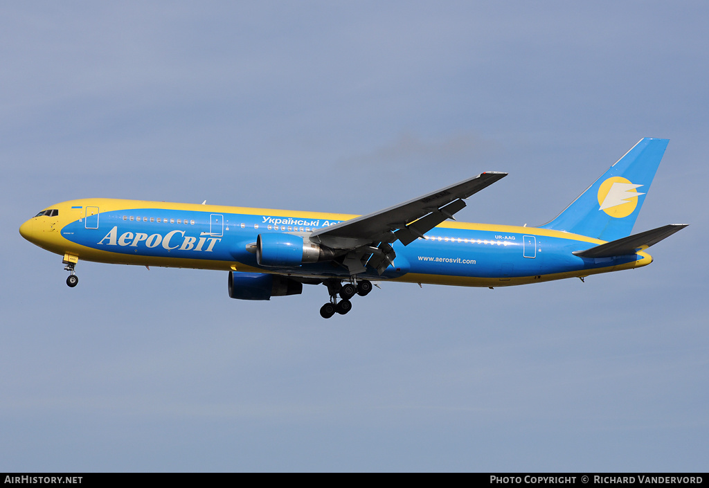 Aircraft Photo of UR-AAG | Boeing 767-33A/ER | AeroSvit Ukrainian Airlines | AirHistory.net #22058