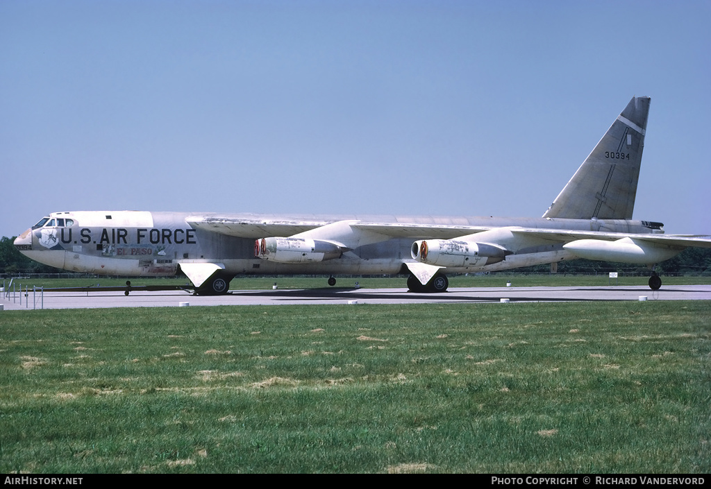 Aircraft Photo of 53-394 / 30394 | Boeing B-52B Stratofortress | USA - Air Force | AirHistory.net #22069