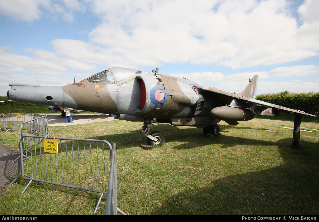 Aircraft Photo of XV744 | Hawker Siddeley Harrier GR3 | UK - Air Force | AirHistory.net #22088
