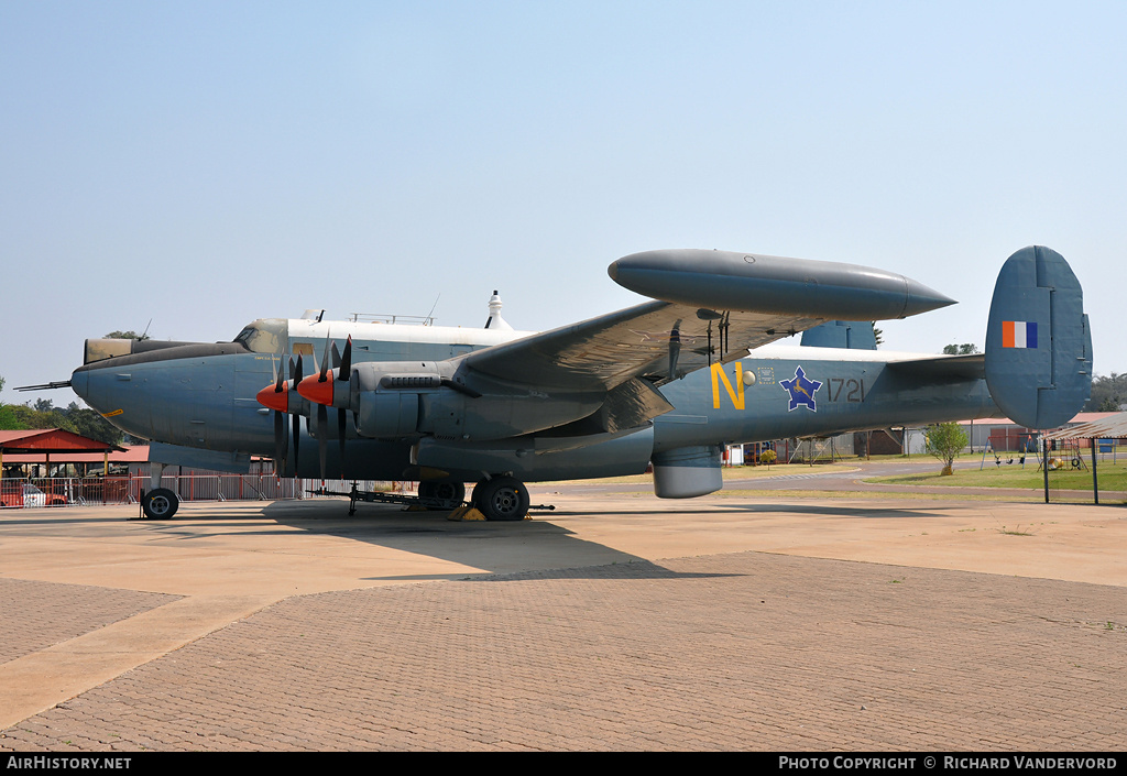 Aircraft Photo of 1721 | Avro 716 Shackleton MR3 | South Africa - Air Force | AirHistory.net #22171