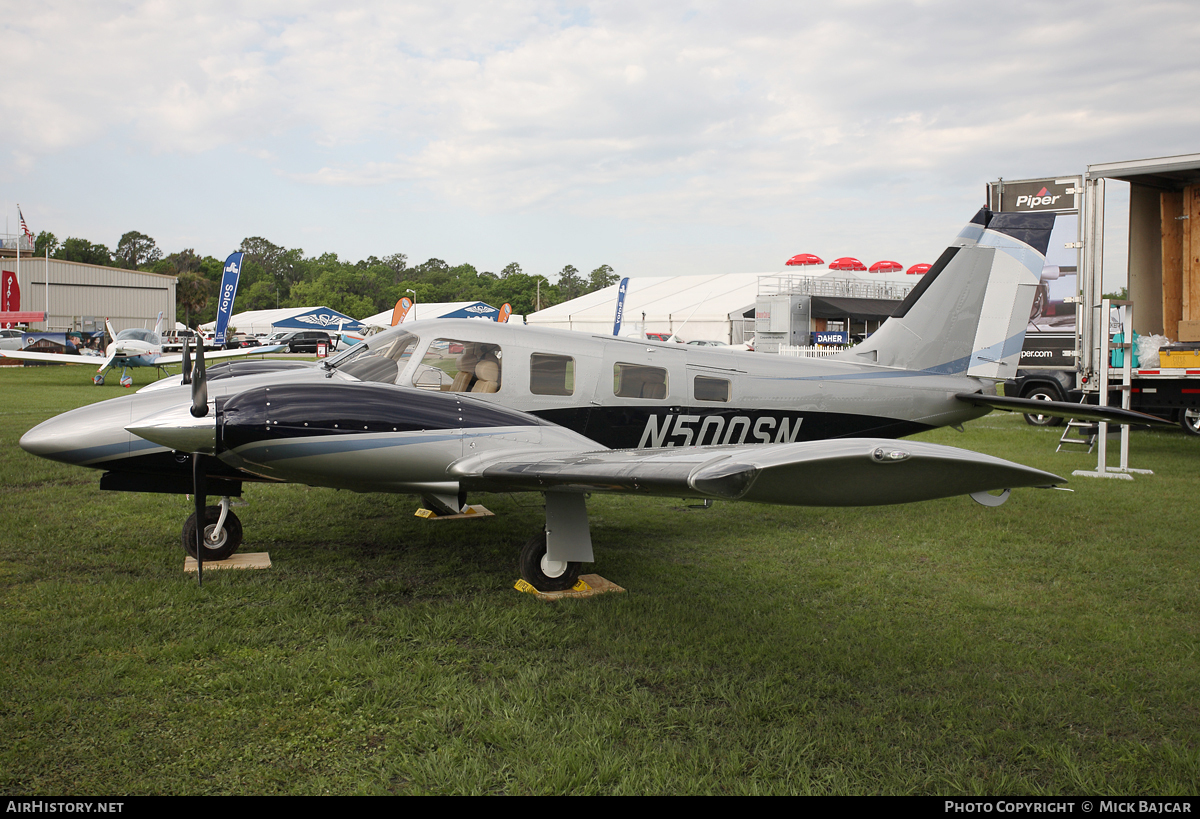 Aircraft Photo of N500SN | Piper PA-34-220T Seneca III | AirHistory.net #22195