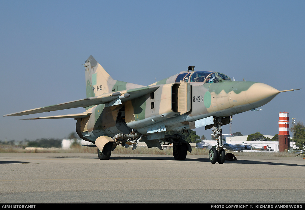 Aircraft Photo of 8423 | Mikoyan-Gurevich MiG-23UB | Libya - Air Force | AirHistory.net #22218