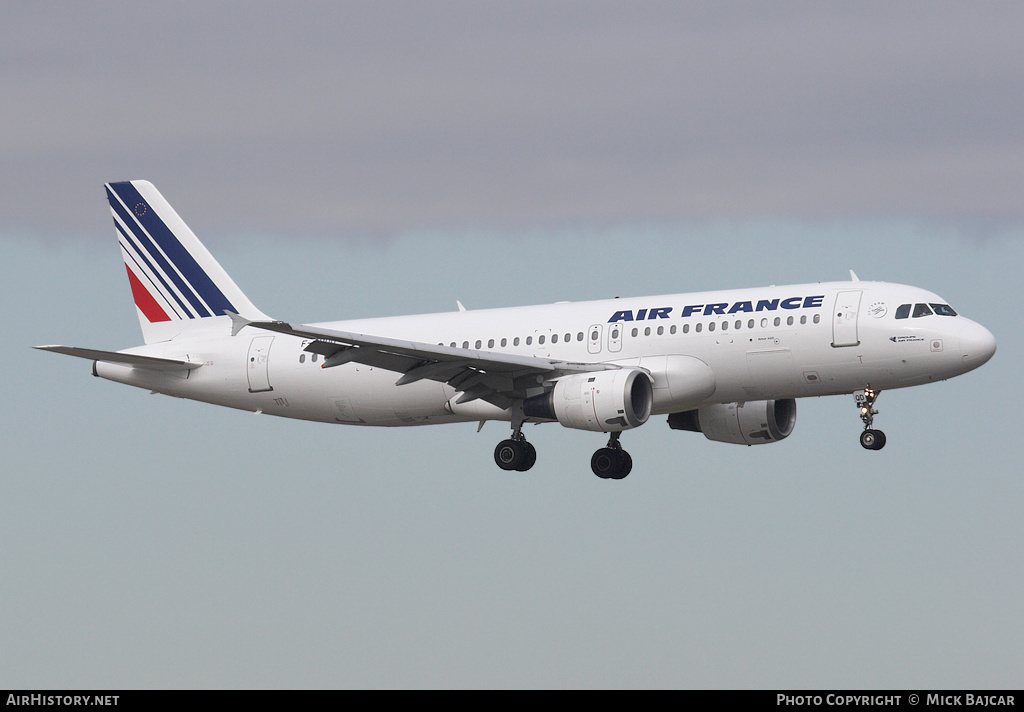 Aircraft Photo of F-GHQO | Airbus A320-211 | Air France | AirHistory.net #22417