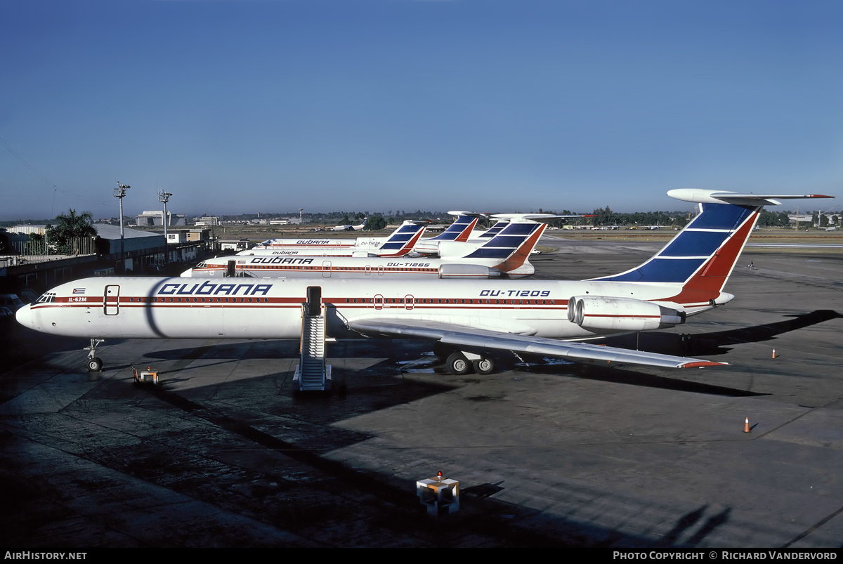 Aircraft Photo of CU-T1209 | Ilyushin Il-62M | Cubana | AirHistory.net #22430