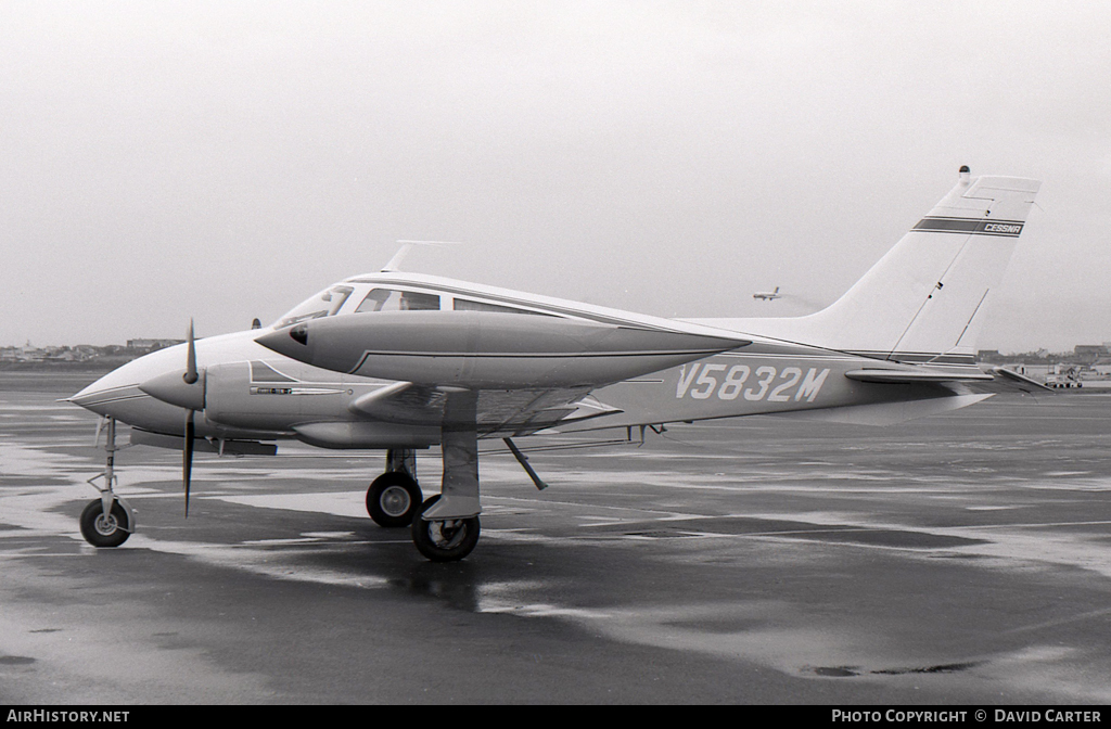 Aircraft Photo of N5832M | Cessna 310P | AirHistory.net #22481