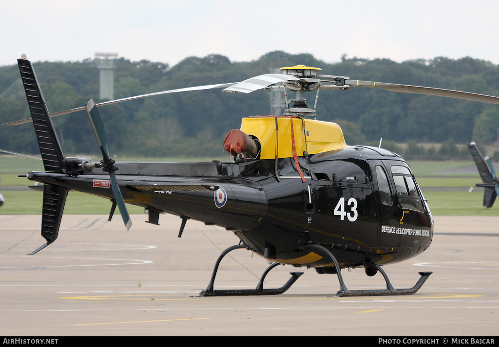 Aircraft Photo of ZJ243 | Eurocopter AS-350BB Squirrel HT2 | UK - Air Force | AirHistory.net #22748
