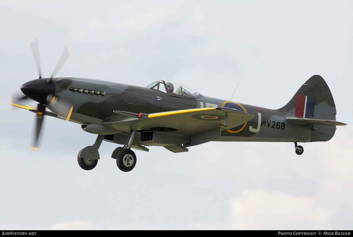 Aircraft Photo of G-SPIT / MV268 | Supermarine 379 Spitfire FR14E | UK - Air Force | AirHistory.net #22820